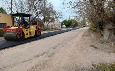 ASFALTO EN EL CASCO URBANO DE SALTO DE LAS ROSAS Y PREVIA EN CALLE CHUBUT