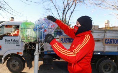 COMENZÓ LA VACUNACIÓN A TRABAJADORES MUNICIPALES DE ÁREAS DE SERVICIOS