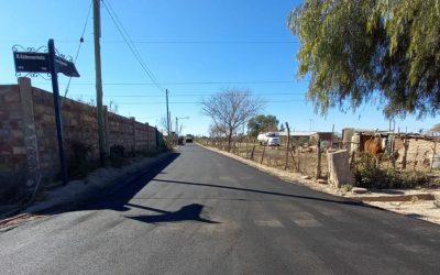 EL PLAN DE ASFALTO VOLVIÓ A LOS DISTRITOS: SE PAVIMENTA EL BARRIO ECHEVARRIETA DE CUADRO BENEGAS