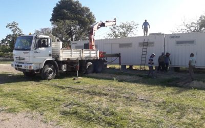 CONTINÚA LA INVERSIÓN EN INFRAESTRUCTURA DEPORTIVA: AVANZAN VESTUARIOS Y SANITARIOS EN LA CANCHA DE HOCKEY DE MONTE COMÁN