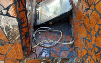 ROBOS, DESTROZOS Y VANDALISMO EN LA PLAZA CENTENARIO DE LA VILLA 25 DE MAYO