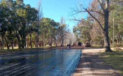 SE DEJA LISTA LA BASE PARA ASFALTAR TULIO ANGRIMÁN EN EL PARQUE MARIANO MORENO