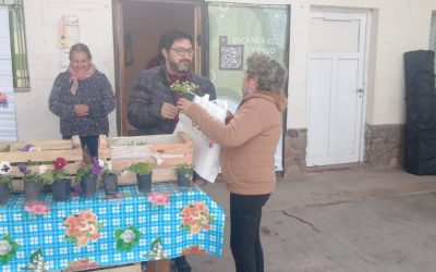 CUIDADO DEL MEDIO AMBIENTE: CADA VEZ MÁS VECINOS SE SUMAN AL “ECOCANJE”