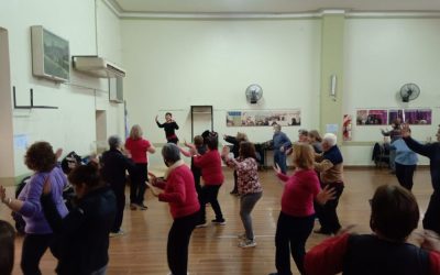 BAILE, ALEGRÍA Y AMISTAD: LA DANZA PARA ADULTOS MAYORES SUMA CADA VEZ MÁS PARTICIPANTES