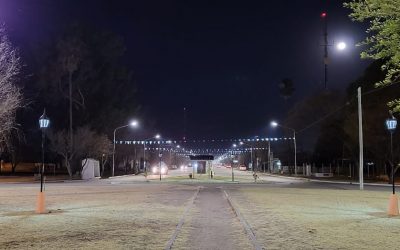 ASÍ SE VE MONTE COMÁN CON SUS NUEVAS LUCES LED