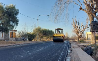 SE ASFALTA LA CALLE CHAMPAGNAT Y MAÑANA COMIENZA EL PAVIMENTO DE LA AVENIDA ROCA