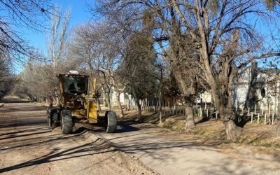 OBRAS EN PUNTA DEL AGUA: PREVIA DEL ASFALTO, NUEVO PÓRTICO Y LUCES SOLARES