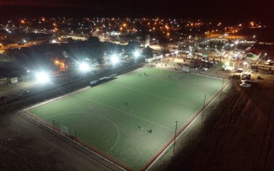EMIR FÉLIX INAUGURÓ OTRA CANCHA PROFESIONAL DE HOCKEY Y DESTACÓ LA HISTÓRICA INVERSIÓN EN INFRAESTRUCTURA DEPORTIVA