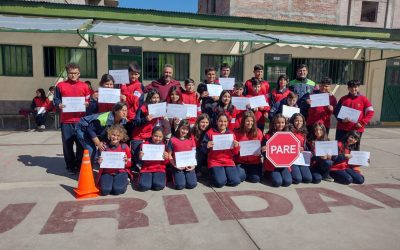 DEFENSA CIVIL CAPACITA EN PREVENCIÓN SÍSMICA Y SEGURIDAD VIAL EN ESCUELAS