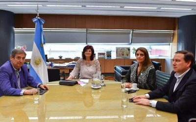 HELADAS TARDÍAS: EMIR FÉLIX SE REUNIÓ CON LA MINISTRA DE TRABAJO DE LA NACIÓN