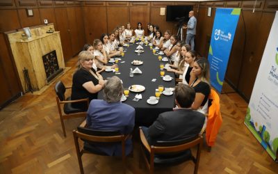 EL INTENDENTE FÉLIX COMPARTIÓ EL DESAYUNO CON LAS CANDIDATAS A REPRESENTANTE DEPARTAMENTAL