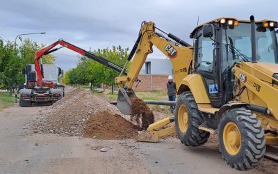 GASODUCTO: CONCLUYÓ LA OBRA SOBRE LOS ZANJONES DE LA RUTA Y YA SE COLOCAN CAÑOS EN CIUDAD