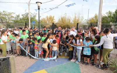 LOS CHICOS DE POBRE DIABLO YA DISFRUTAN DE UN NUEVO ESPACIO DE JUEGOS Y RECREACIÓN