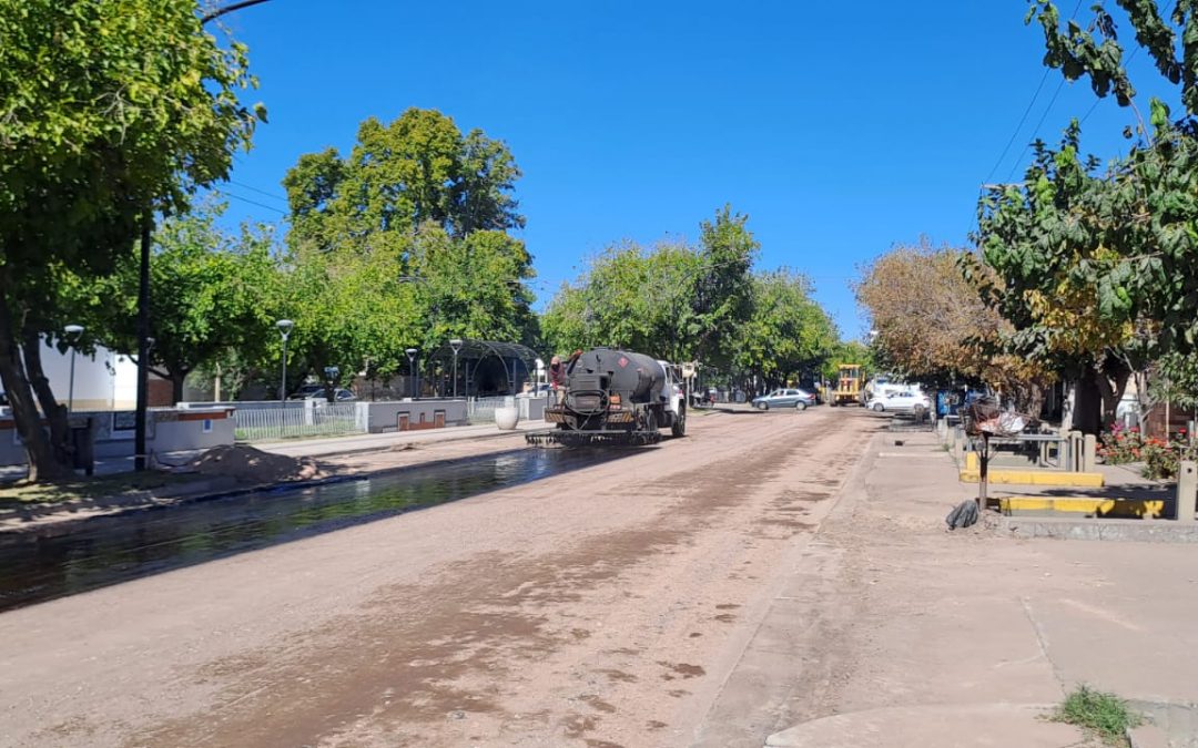 PREVIA DEL ASFALTO EN PATRICIAS MENDOCINAS