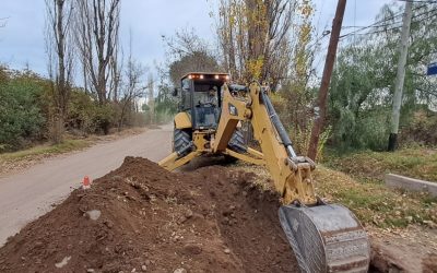 AGUA POTABLE: MÁS OBRAS EN LAS PAREDES Y VILLA ATUEL