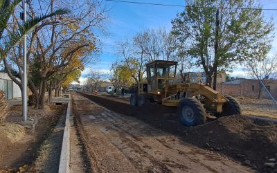 TRAS LAS OBRAS DE CLOACAS, EMPEZÓ LA PREVIA DEL ASFALTO EN LOS BARRIOS SUTER Y SCHESTAKOW