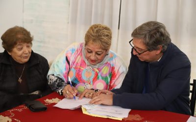 EMIR FÉLIX ENTREGÓ FONDOS PARA QUE JUBILADOS DE REAL DEL PADRE REFACCIONEN SU SEDE