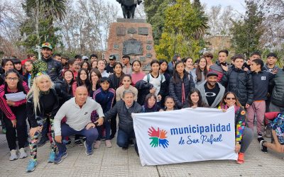 EL INTENDENTE SALUDÓ Y ARENGÓ A CIENTOS DE JÓVENES SANRAFAELINOS QUE VIAJARON A LOS JUEGOS EVITA PROVINCIALES