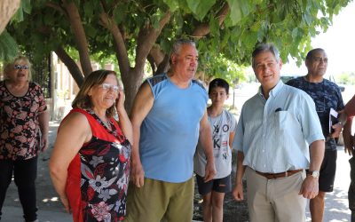 OMAR FÉLIX Y LOS VECINOS CELEBRARON EL INICIO DEL ASFALTO EN Bº LOS OLIVOS