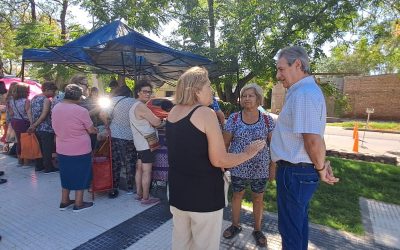OMAR FÉLIX VISITÓ LA FERIA FRANCA Y DESTACÓ SU APORTE A LA CANTASTA BÁSICA DE LOS SANRAFAELINOS