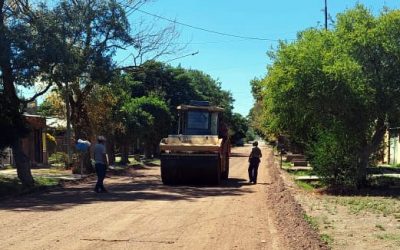 SIGUEN LAS OBRAS: COMENZARON LAS TAREAS PREVIAS PARA UNA NUEVA ETAPA DEL ASFALTO EN MONTE COMAN