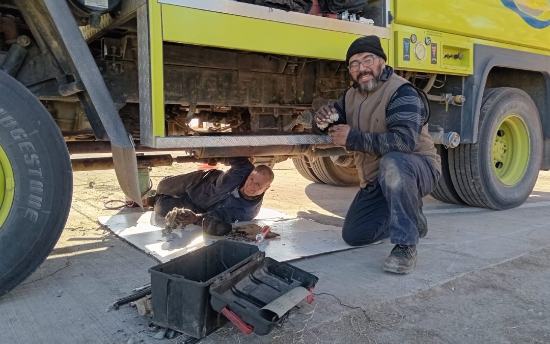 MECÁNICOS DEL MUNICIPIO DEJARON NUEVAMENTE OPERATIVA LA AUTOBOMBA DEL AEROPUERTO DE SAN RAFAEL