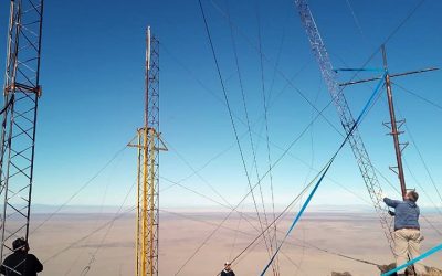 SE RECUPERARON Y PUSIERON EN FUNCIONAMIENTO ANTENAS Y REPETIDORAS UBICADAS EN LO ALTO DEL CERRO DIAMANTE