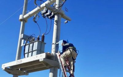A 115 KM DE LA CIUDAD, EL MUNICIPIO AVANZA CON LAS NUEVAS LUCES LED EN “LOS PARLAMENTOS”