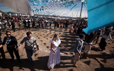 25 DE MAYO: VELADA DE GALA, ACTOS OFICIALES Y EL PERICÓN MÁS GRANDE DEL MUNDO