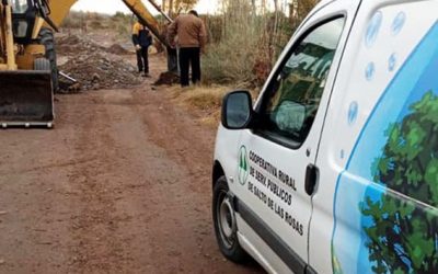 MÁS AGUA POTABLE PARA FAMILIAS DE LOS CLAVELES