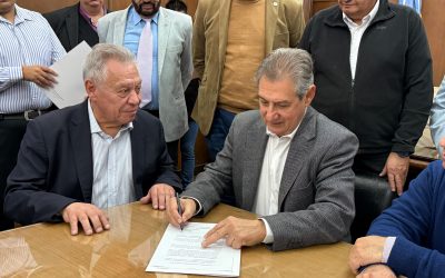 INTEGRACIÓN REGIONAL: OMAR FÉLIX FIRMÓ ACUERDOS CON EL GOBERNADOR DEL MAULE Y ALCALDES DE ESA REGIÓN