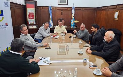 EL INTENDENTE OMAR FÉLIX CEDIÓ UN TERRENO PARA LA SEDE DEL CLUB IKA