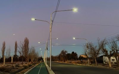 150 LUCES LED YA ILUMINAN LA TRAZA Y CICLOVÍA DE LA AVENIDA ESTANISLAO SALAS