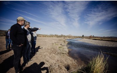 EL MUNICIPIO CONSTRUYE LA COSTANERA MÁS GRANDE DE LOS DISTRITOS Y OMAR FÉLIX VISITÓ LAS OBRAS