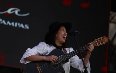 EL DÍA DE LA INDEPENDENCIA FUE CELEBRADO POR UNA MULTITUD EN REAL DEL PADRE