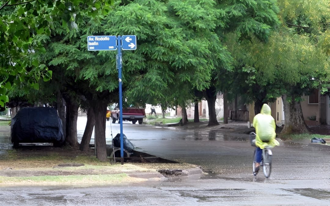 EQUIPOS MUNICIPALES TRABAJARON DURANTE TODO EL FIN DE SEMANA ANTE LAS PERSISTENTES LLUVIAS