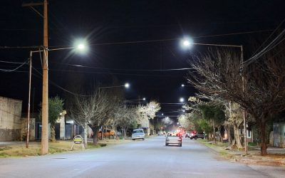 LUCES LED EN EL RENOVADO CORREDOR DE COMODORO PI/URQUIZA