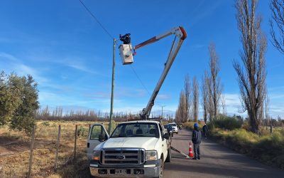 NUEVOS TENDIDOS Y MÁS LUMINARIAS EN EL CERRITO Y LA LLAVE