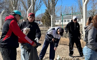 JORNADA DE PLOGGING Y FORESTACIÓN JUNTO A LOS JÓVENES DE EL NIHUIL Y CIUDAD