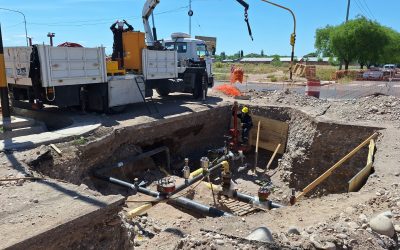 ESPECIALISTAS TRABAJAN EN EL «HOT TAPPING» DEL NUEVO GASODUCTO