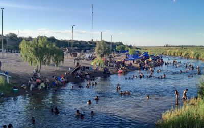MILES DE SANRAFAELINOS Y TURISTAS DISFRUTARON EL INICIO DEL 2026 EN LAS COSTANERAS MUNICIPALES