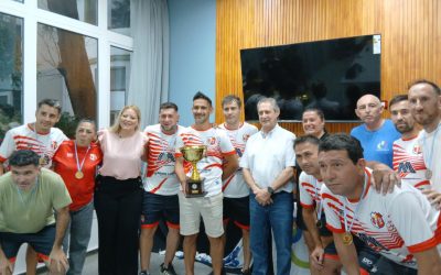FÚTBOL SENIOR: EL MUNICIPIO PREMIÓ A LOS GANADORES DEL TORNEO +35