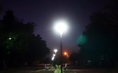 NUEVAS LUMINARIAS PARA EL BULEVAR DE PUEBLO NUEVO EN MONTE COMÁN