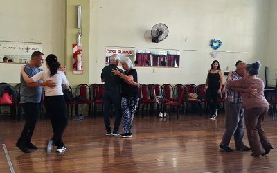 COMENZARON LAS CLASES DE TANGO EN LAS ACADEMIAS MUNICIPALES