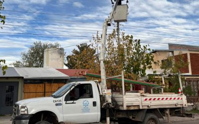 EL MUNICIPIO INSTALA MÁS DE 120 NUEVAS LUCES LED EN AVENIDAS CANTONI, VÉLEZ SARSFIELD, JUAN XXIII Y EL LIBERTADOR