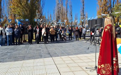 LA COMUNIDAD DE NIHUIL CELEBRÓ SU 53º ANIVERSARIO CON LA VISITA DE LA REINA NACIONAL DE LA VEDNIMIA, AZUL ANTOLINEZ