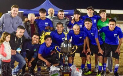 LOS CHICOS DE LA IACCARINI SON LOS CAMPEONES DEL TORNEO DE FÚTBOL JONATÁN PÉREZ