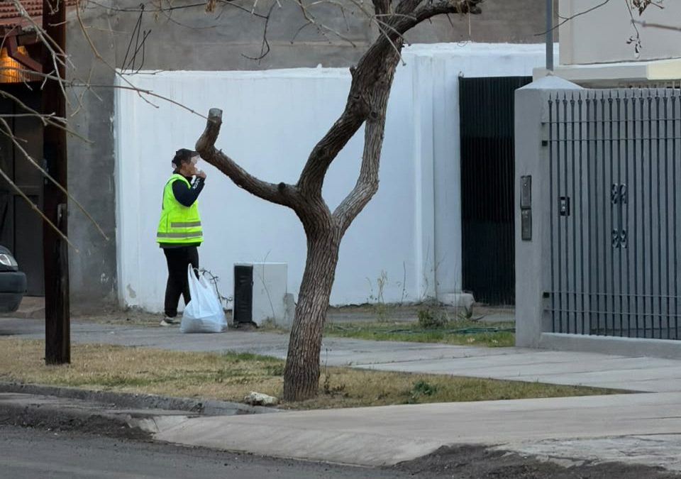 ALERTA SOBRE FALSOS EMPLEADOS QUE VENDEN BOLSAS DE CONSORCIO