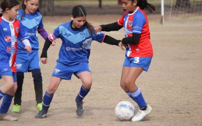 FÚTBOL SOCIAL FEMENINO: GOLES, DIVERSIÓN Y FESTEJOS POR EL DÍA DEL NIÑO