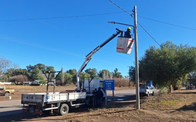 RECONVERSIÓN LED EN LOS DISTRITOS: EL MUNICIPIO RENUEVA LUMINARIAS EN MONTE COMÁN